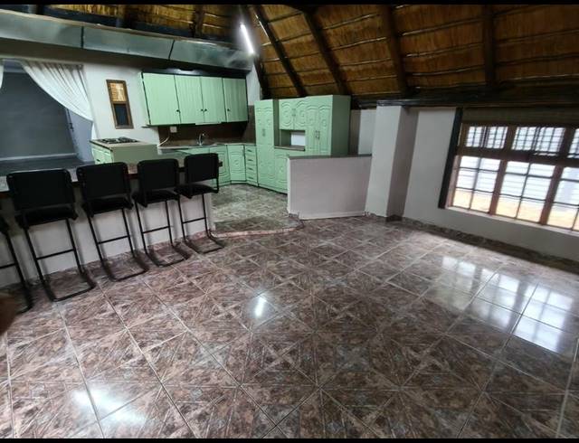 1 BEDROOM PROPERTY TO RENT IN STRUISBULT